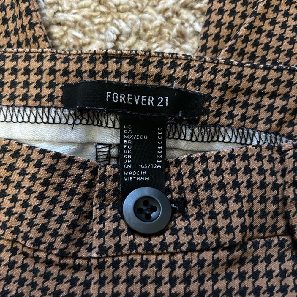 Dress Pants with houndstooth pattern - Picture 3 of 3